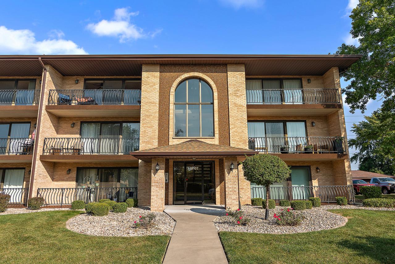 16107 Eagle Ridge Dr. #3N, Tinley Park, IL 60477