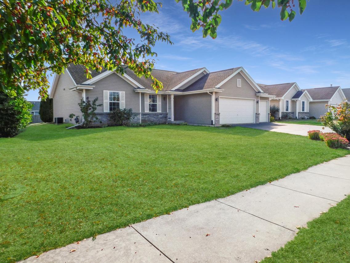 4739 Edenberry Ln., Rockton, IL 61072