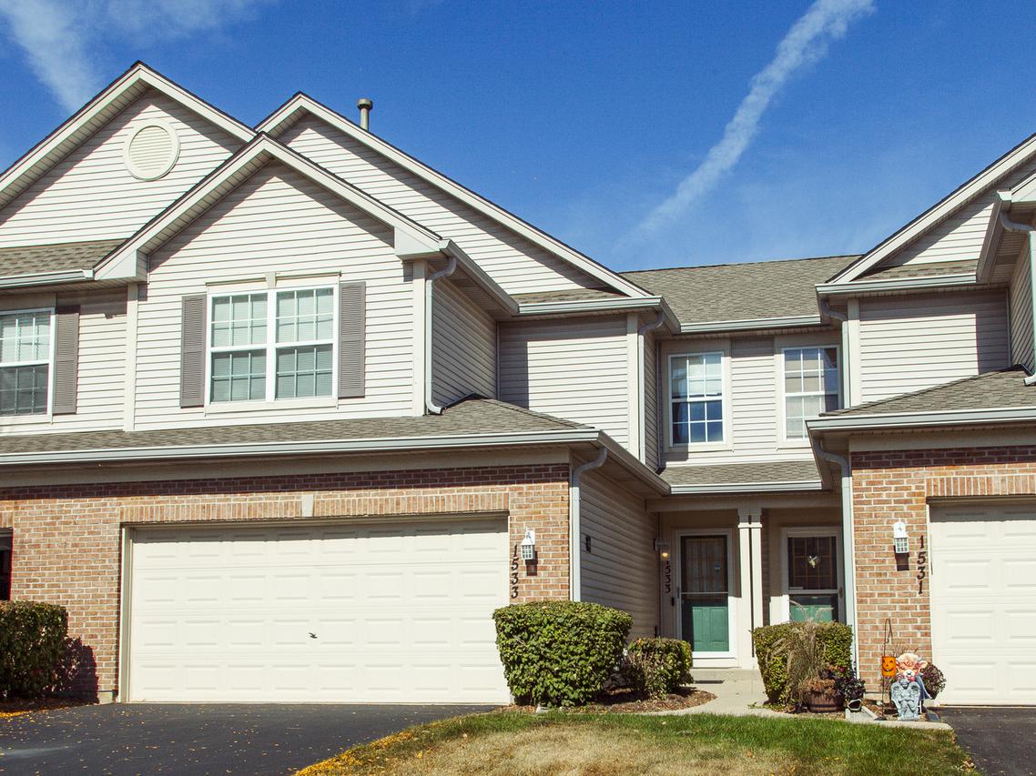 1533 Keystone Ct., Elgin, IL 60120