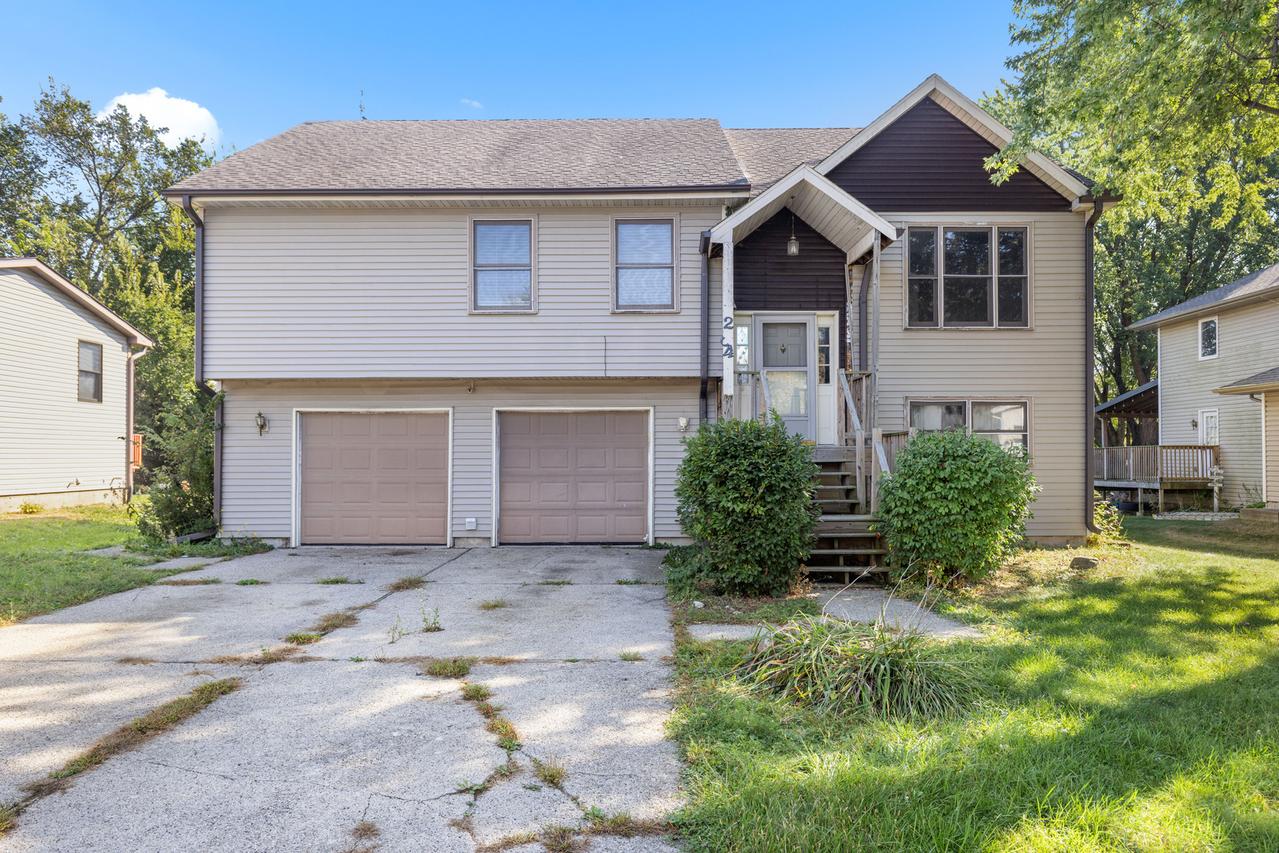 204 Brandywine Dr., Poplar Grove, IL 61065