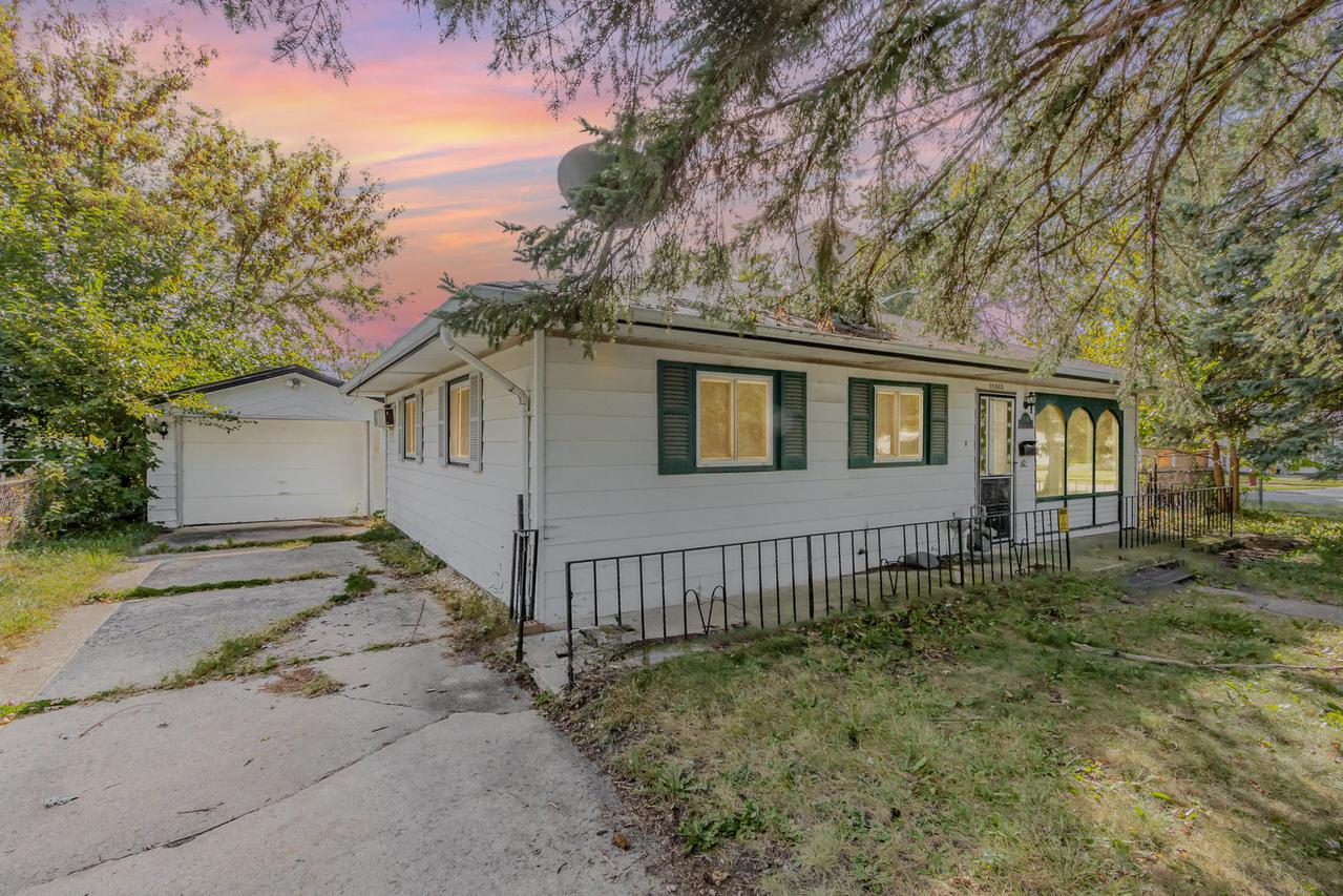 15045 Terrace Ln., Midlothian, IL 60445
