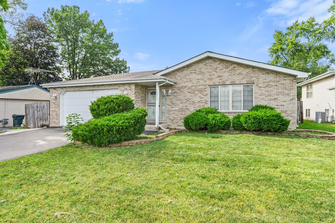16426 Homan Ave., Markham, IL 60428