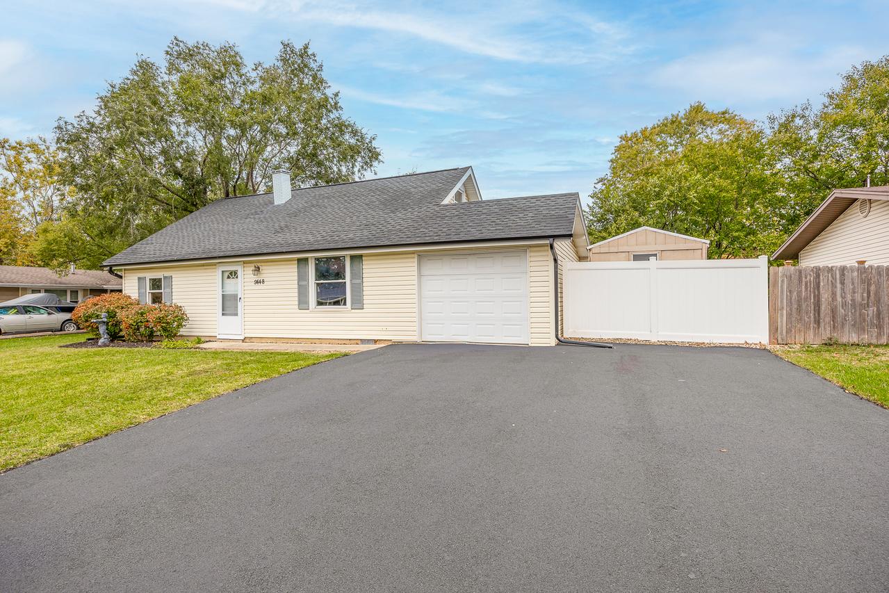 9448 Elm Ave., Mokena, IL 60448