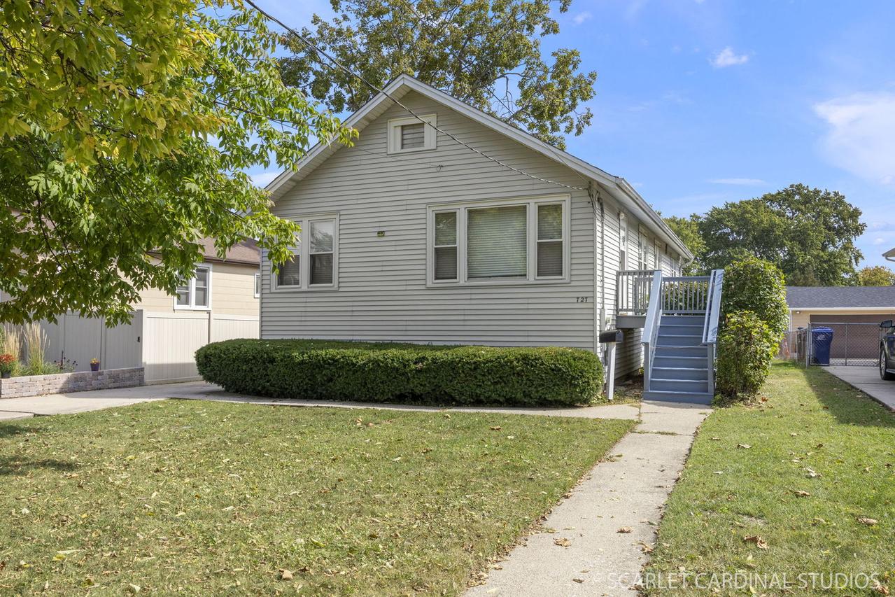 727 S Oakland Ave., Villa Park, IL 60181