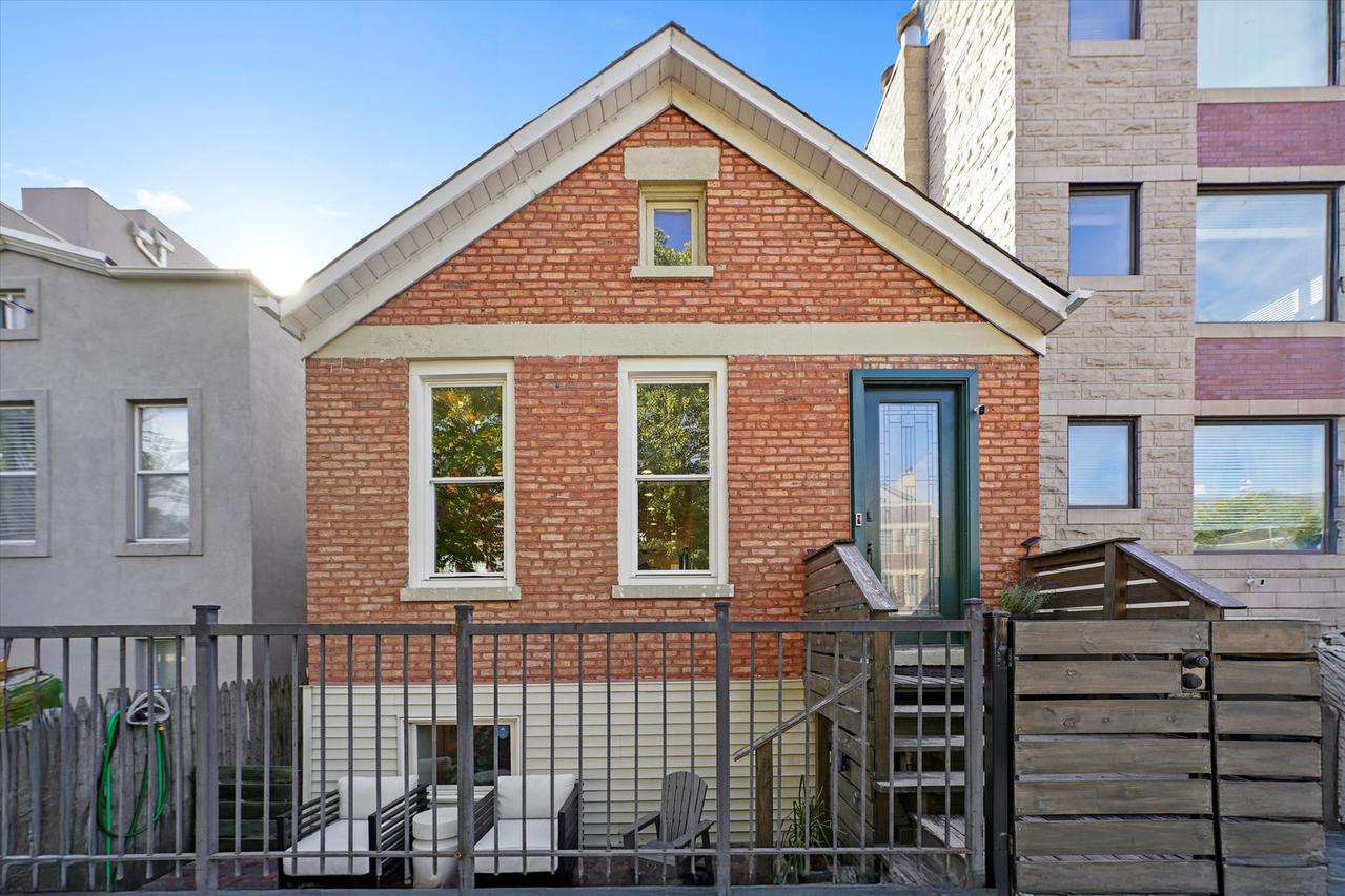 1704 S Newberry Ave., Chicago, IL 60608