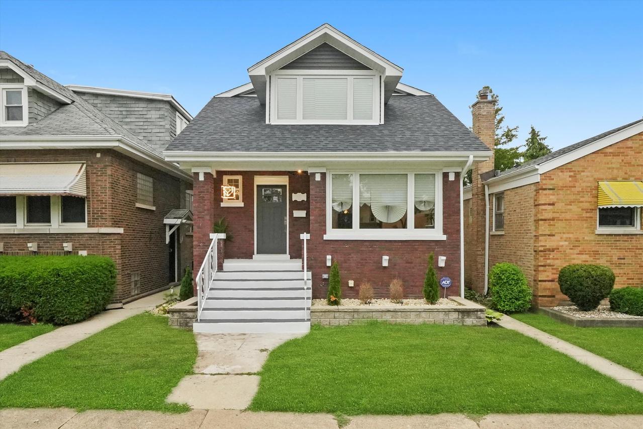 3715 Euclid Ave., Berwyn, IL 60402