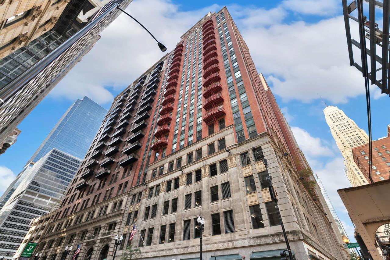 208 W Washington St. #703, Chicago, IL 60606