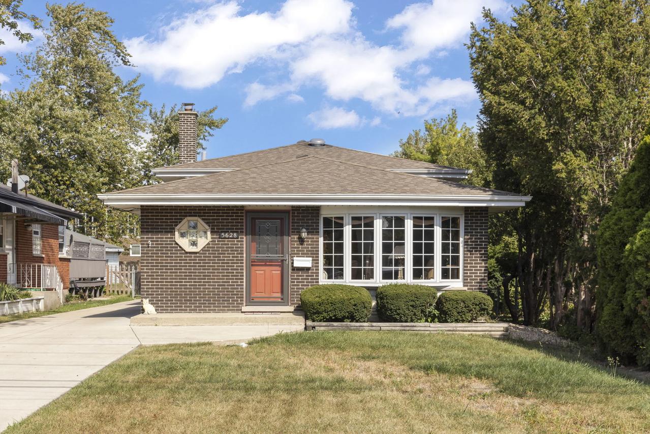 5628 W Hawthorne Ave., Berkeley, IL 60163