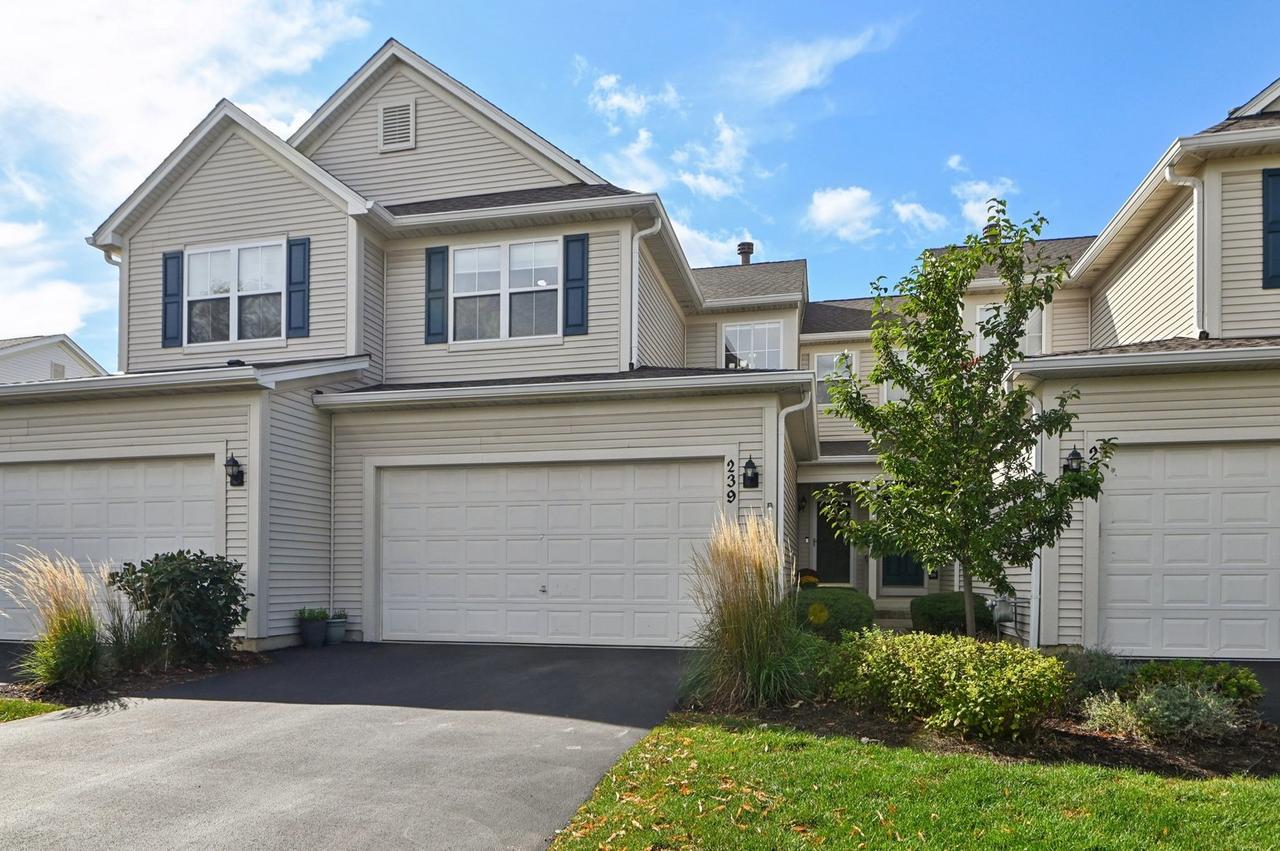 239 Grand Ridge Rd., St. Charles, IL 60175
