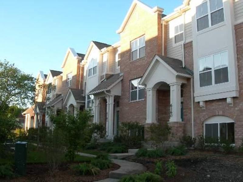 6166 Mayfair St., Morton Grove, IL 60053
