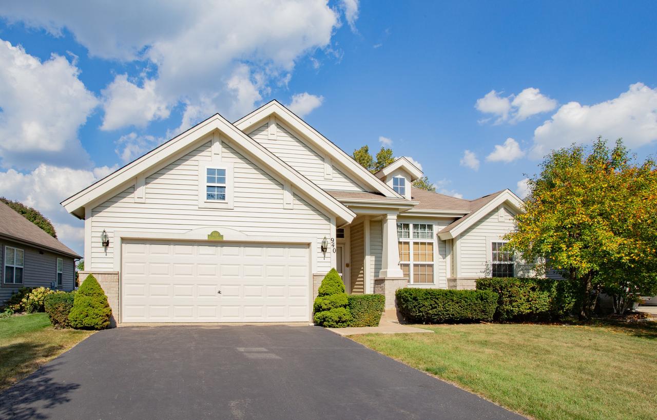 940 Beckett Crossing Dr., Mundelein, IL 60060