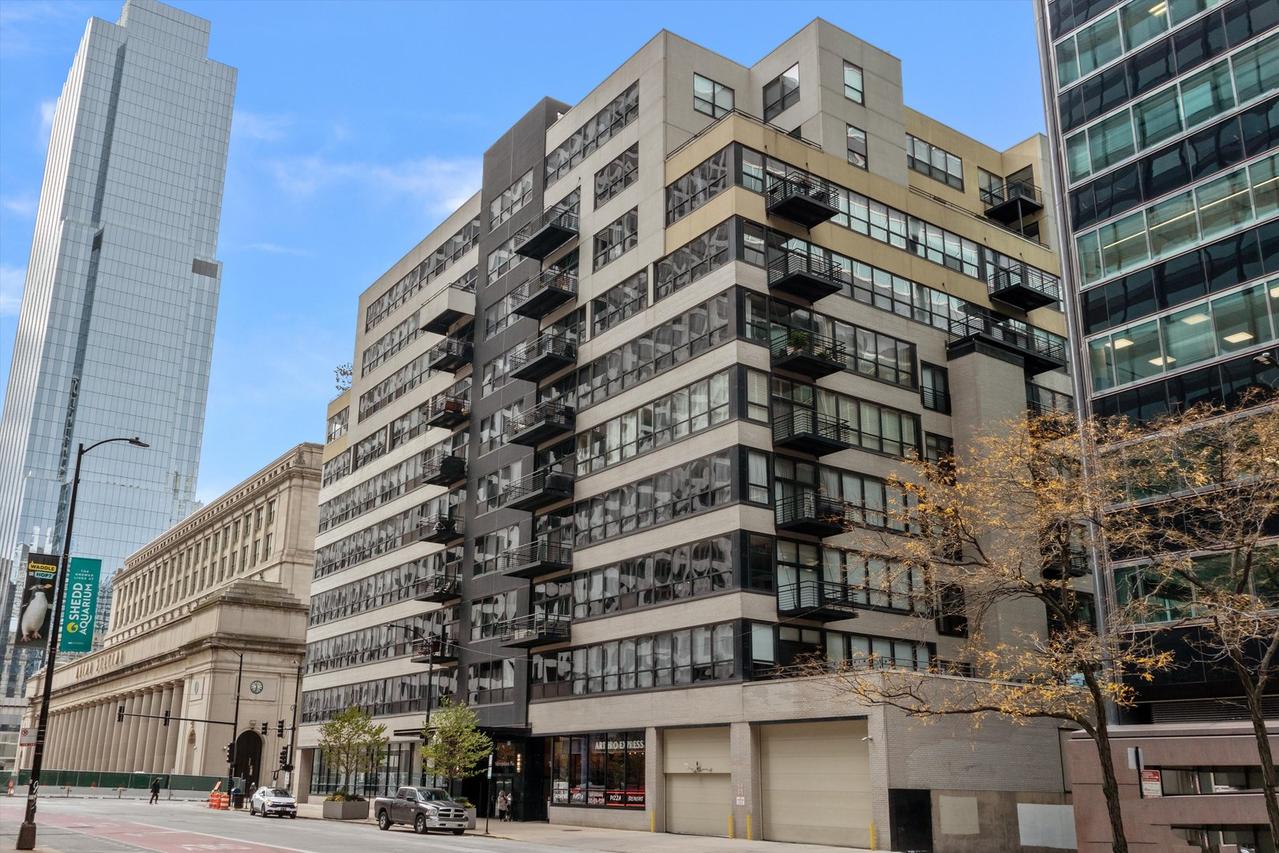 130 S Canal St. #624, Chicago, IL 60606