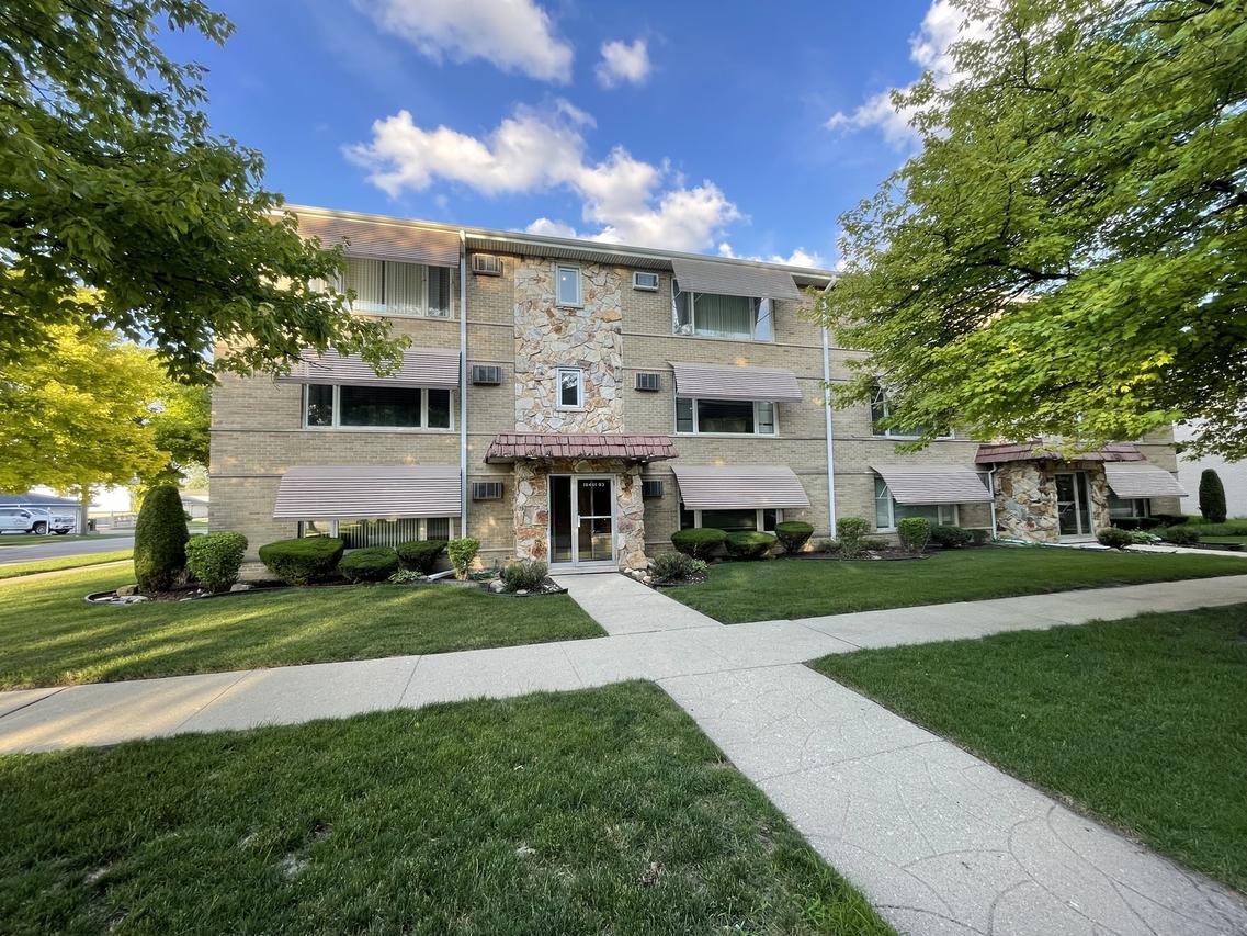 10403 S Keating Ave. #1C, Oak Lawn, IL 60453