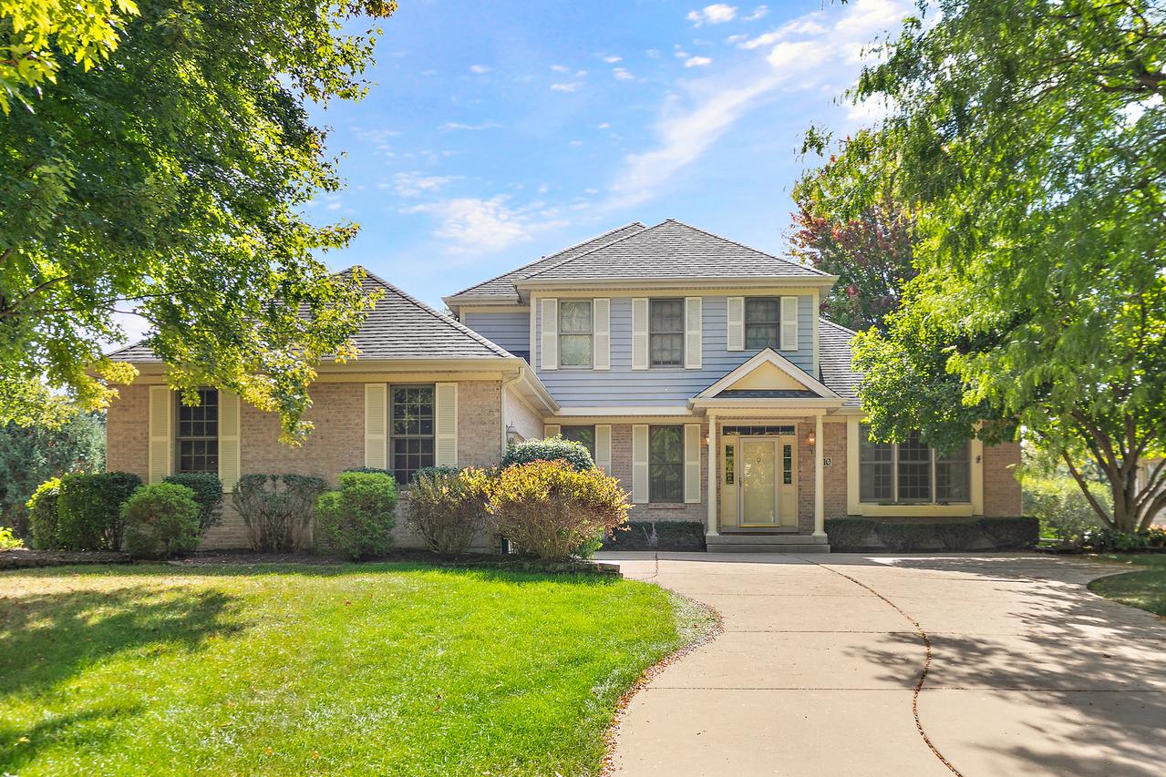 1010 Forest Tr., Sugar Grove, IL 60554