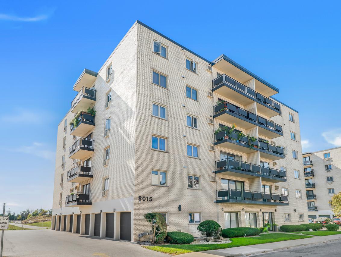 8015 W O'connor Dr. #4B, River Grove, IL 60171