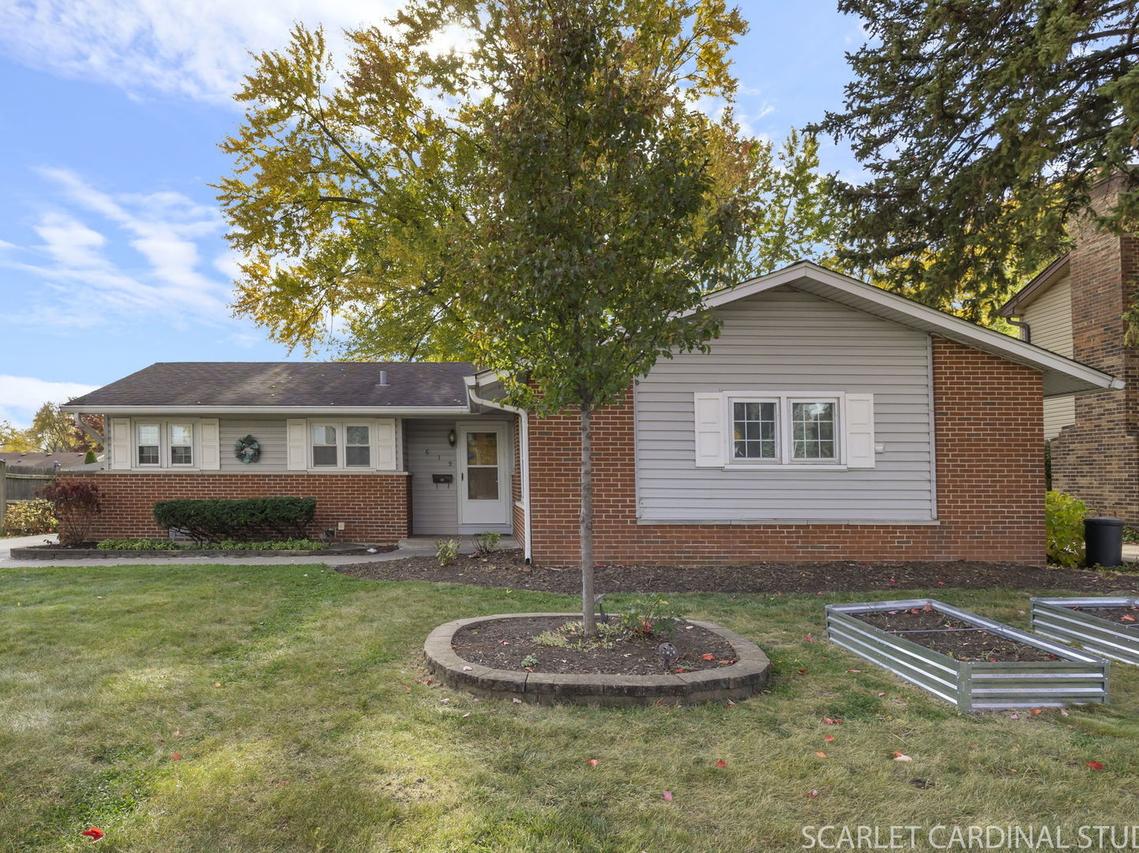 619 Oakton St., Elk Grove Village, IL 60007