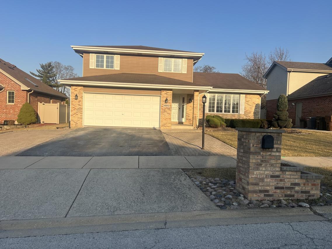 14913 Sheila Ct., Oak Forest, IL 60452