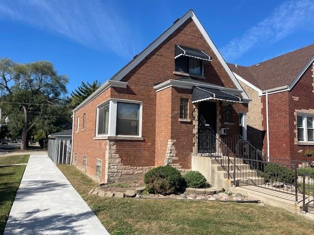 10458 S Calumet Ave., Chicago, IL 60628