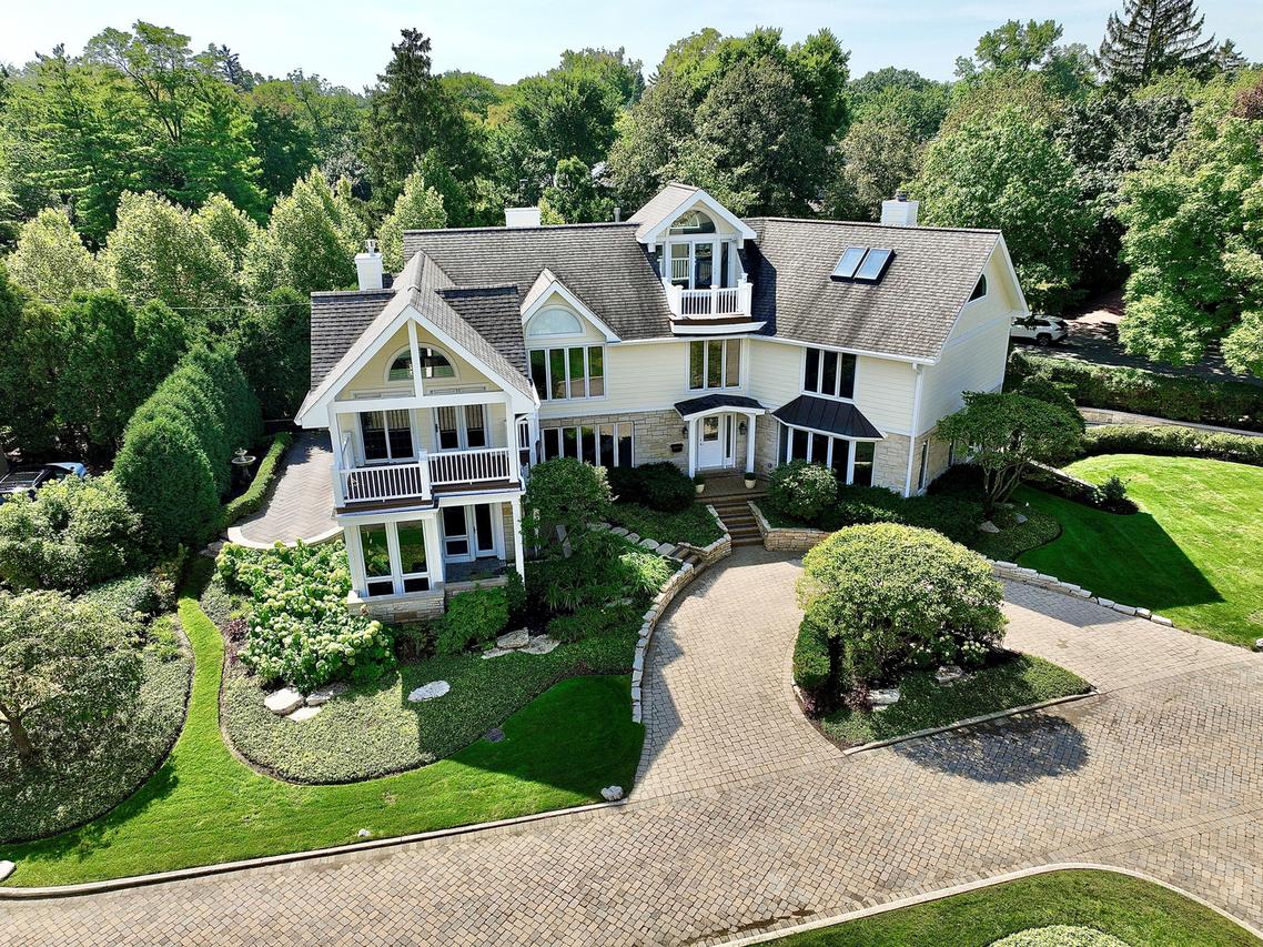 331 Sheridan Rd., Winnetka, IL 60093