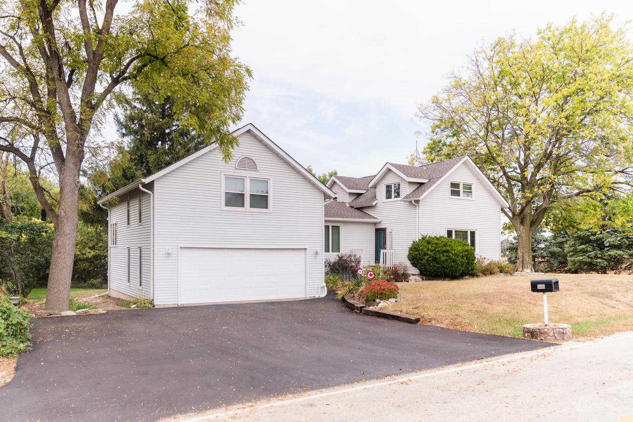 1406 Wheeler Rd., Cherry Valley, IL 61016
