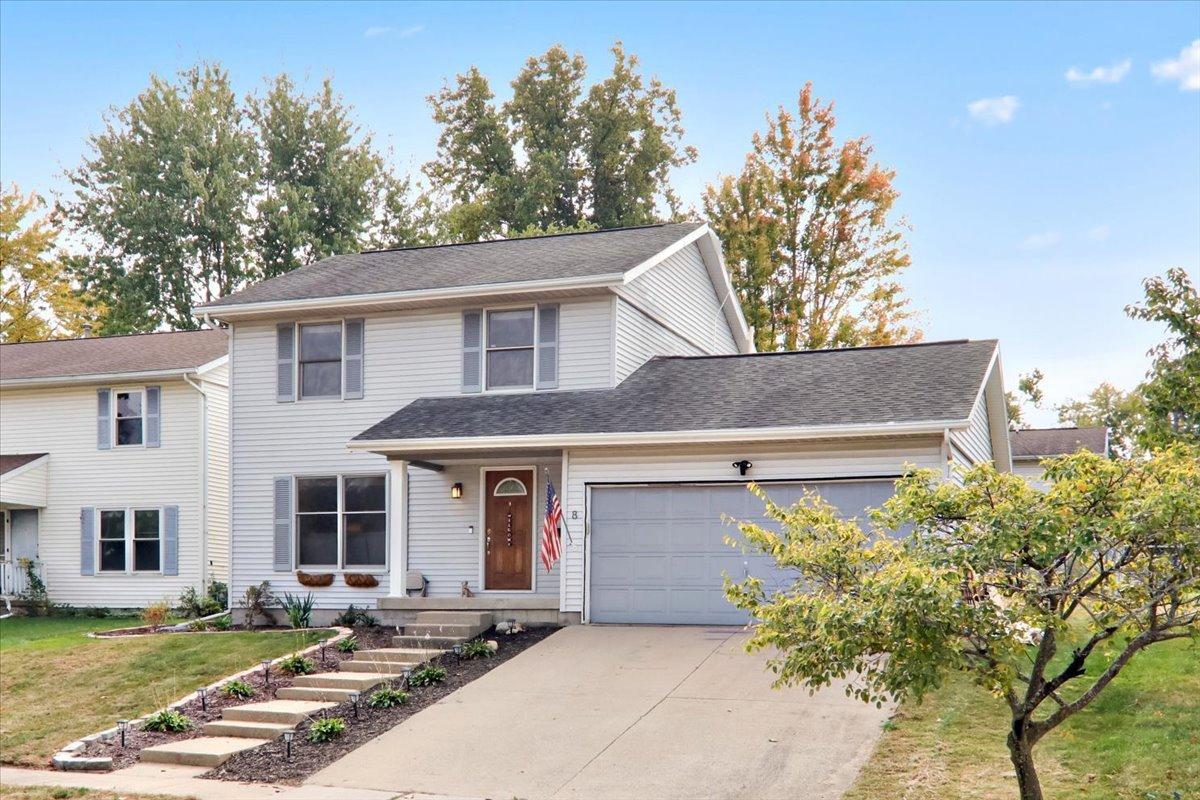 8 Haney Ct., Bloomington, IL 61701