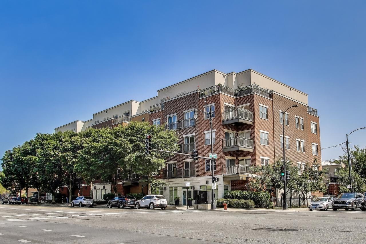 1155 W Roosevelt Rd. #412, Chicago, IL 60608