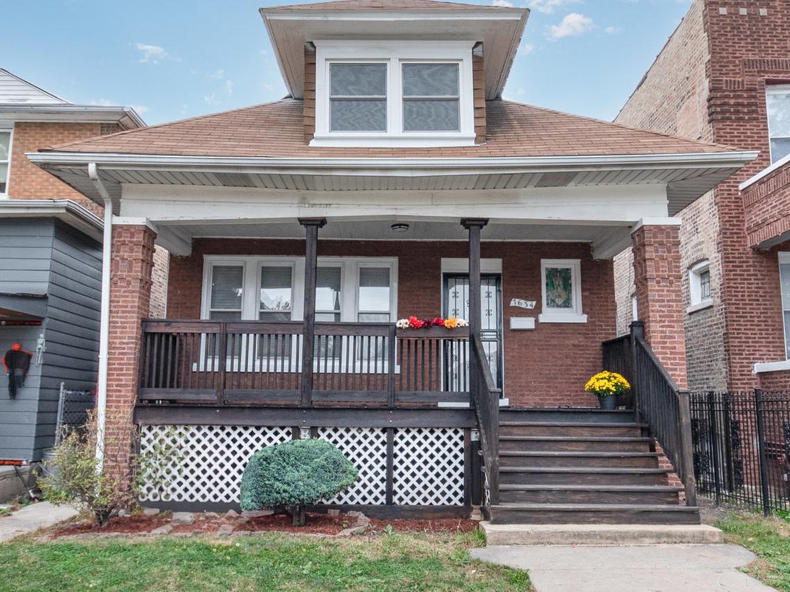 7634 S May St., Chicago, IL 60620