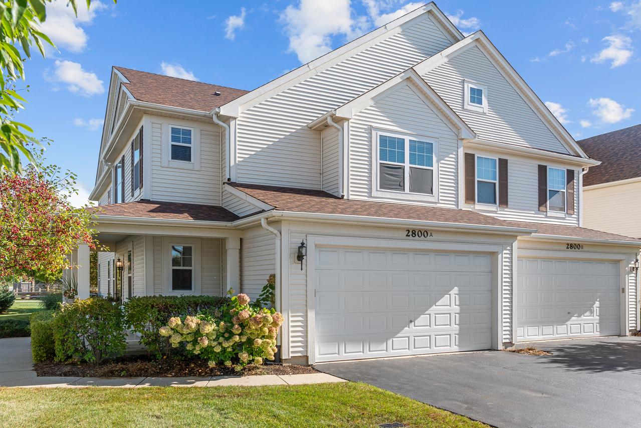 2800 Cattail Ct. #A, Wauconda, IL 60084