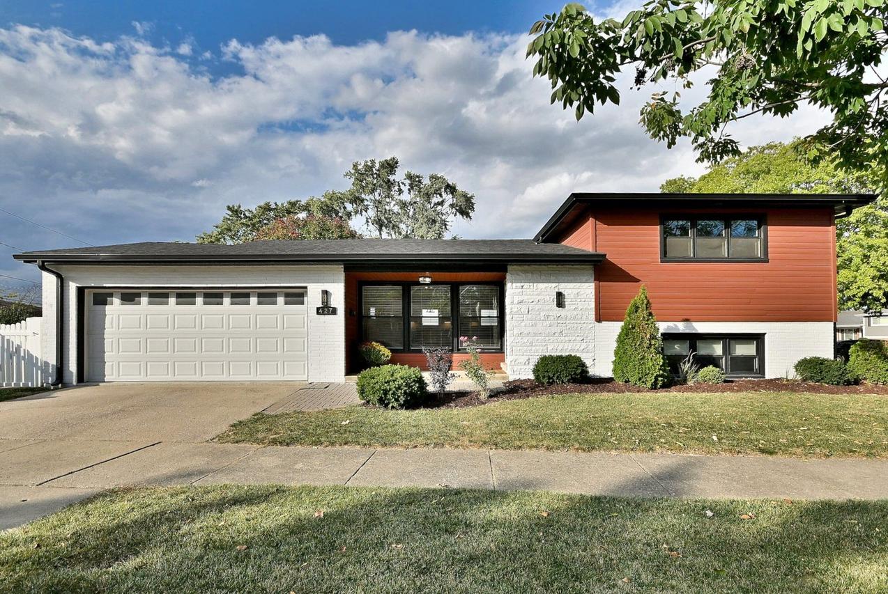 427 E Adams St., Elmhurst, IL 60126