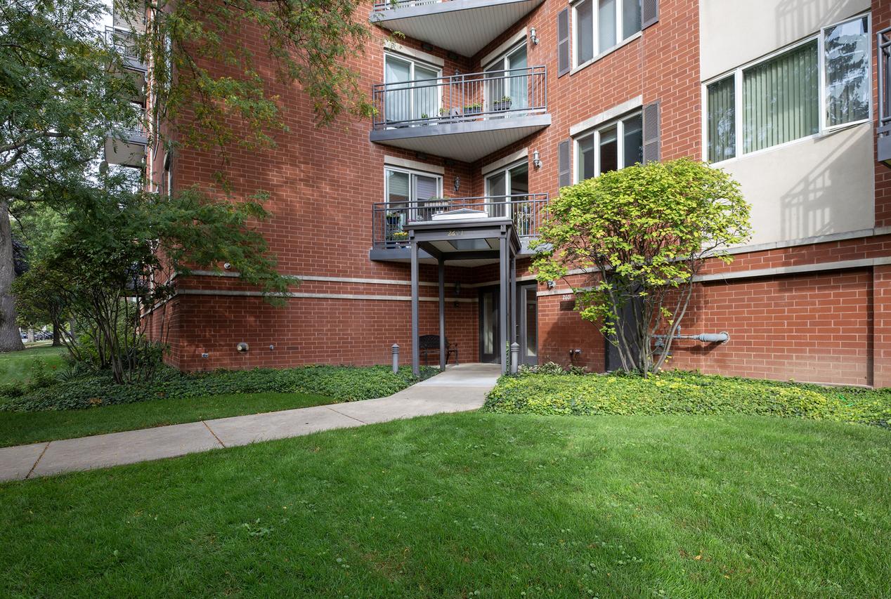 [Address Hidden by Seller], Evanston, IL 60201