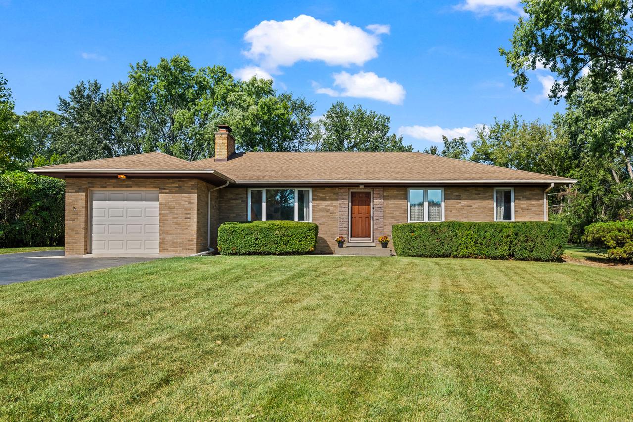 302 Lonsdale Rd., Prospect Heights, IL 60070