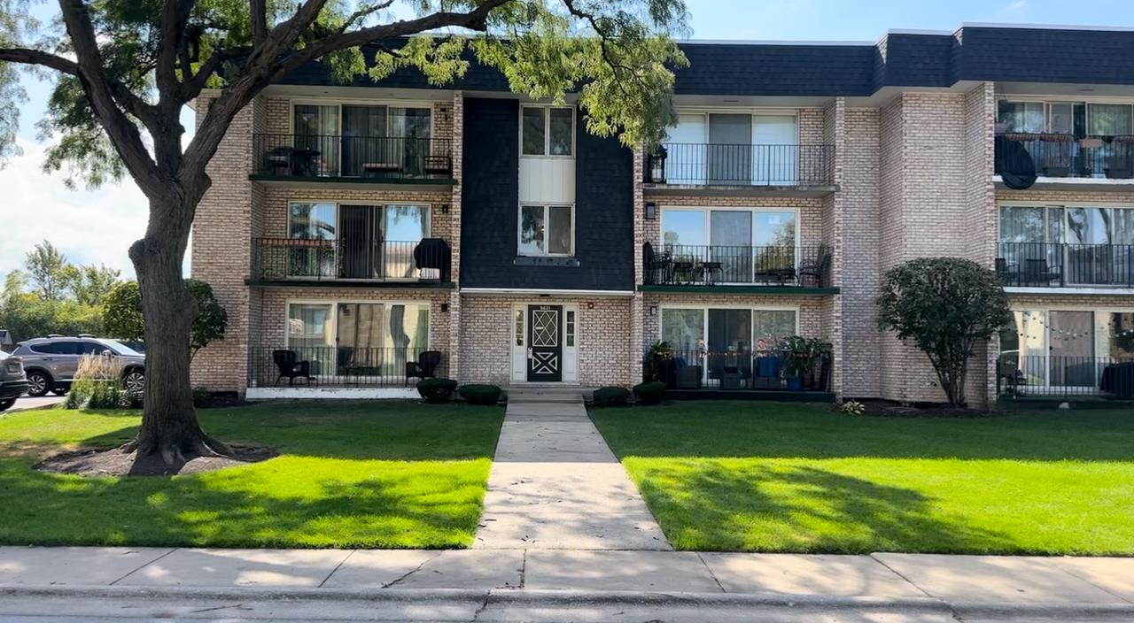 5621 W 104th St. #B2, Oak Lawn, IL 60453