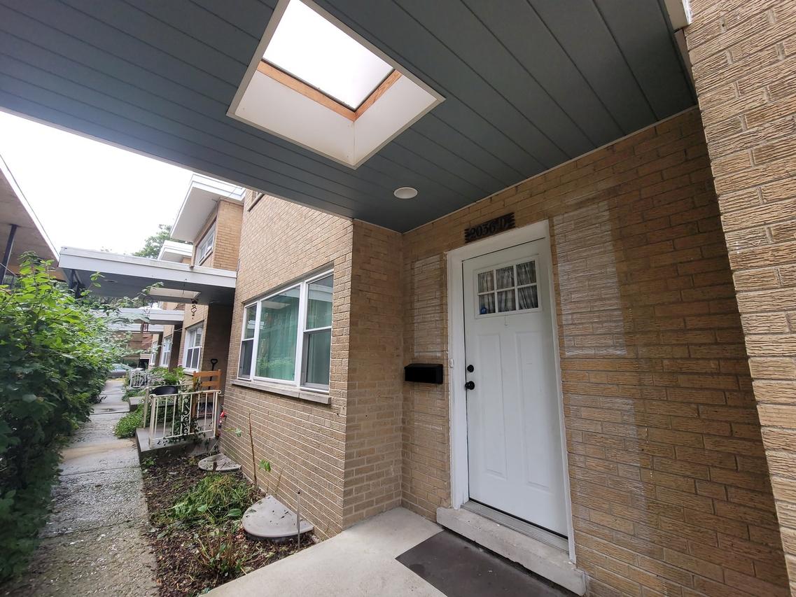 2036 W Morse Ave. #D, Chicago, IL 60645