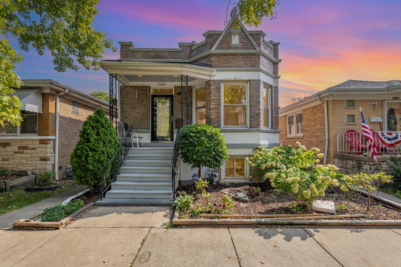 1519 S 58th Ave., Cicero, IL 60804