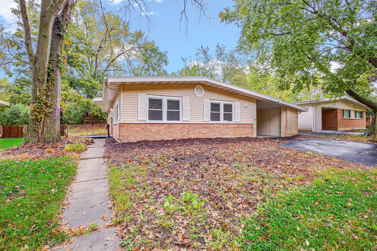 206 Monee Rd., Park Forest, IL 60466