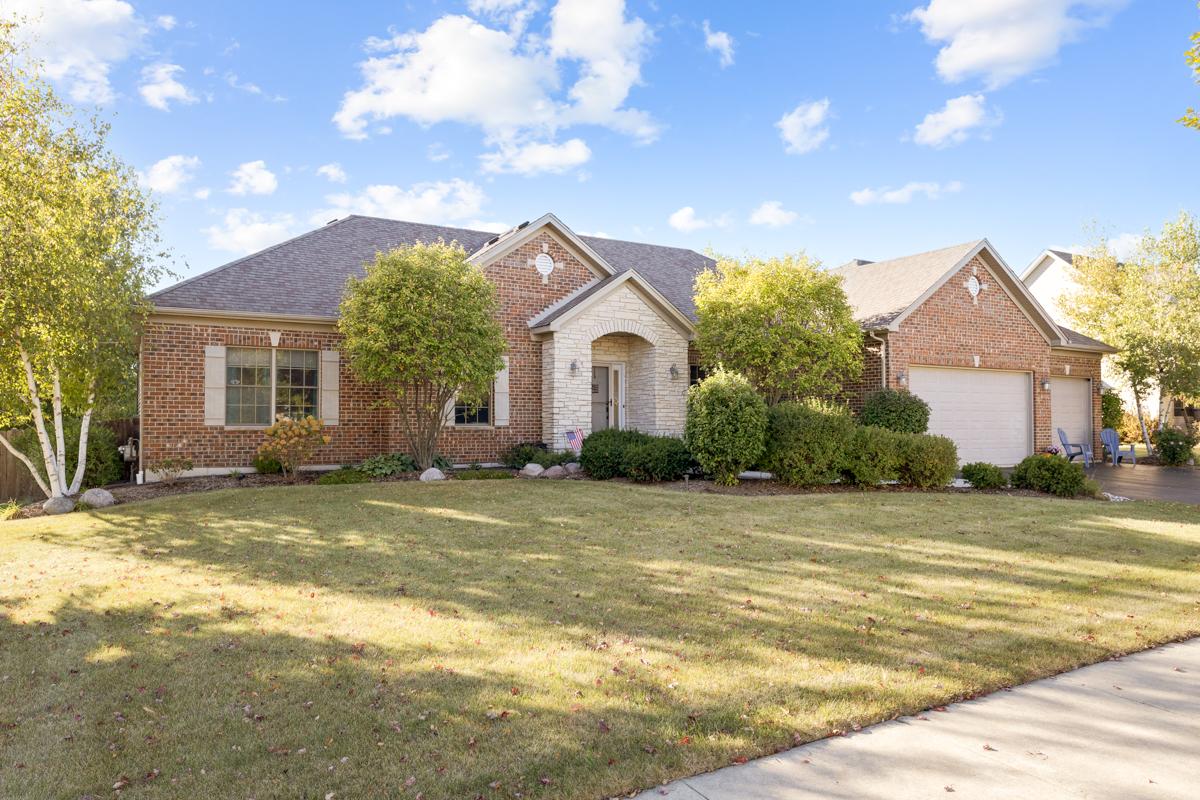 730 Bruce Dr., Hampshire, IL 60140
