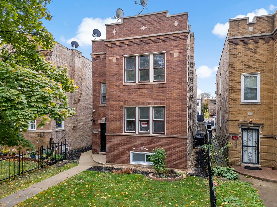 1742 N Mayfield Ave., Chicago, IL 60639
