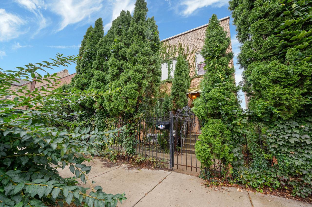 1719 W 33rd Pl., Chicago, IL 60609