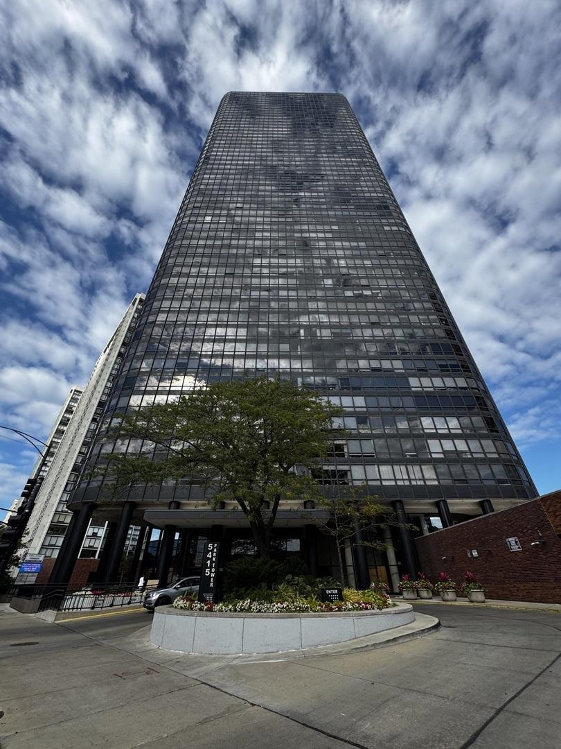 5415 N Sheridan Rd. #5414, Chicago, IL 60640
