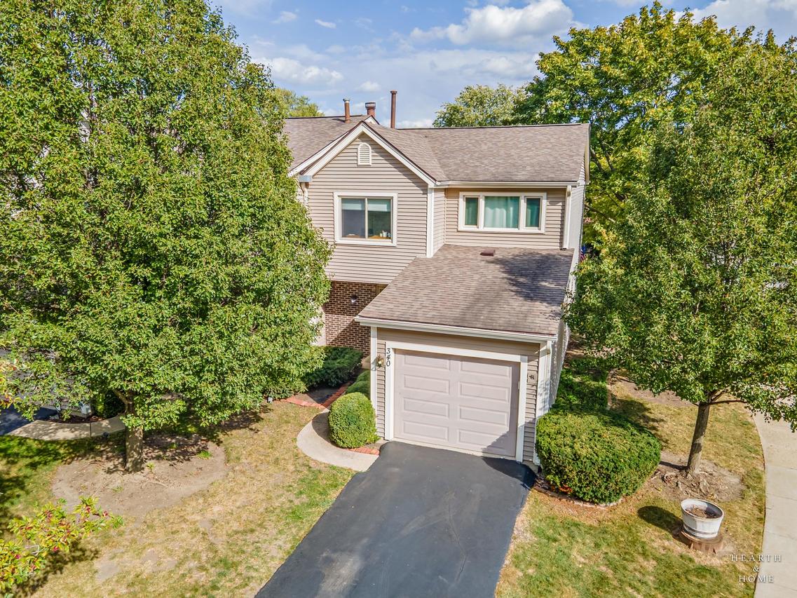 340 E Forest Knoll Dr., Palatine, IL 60074