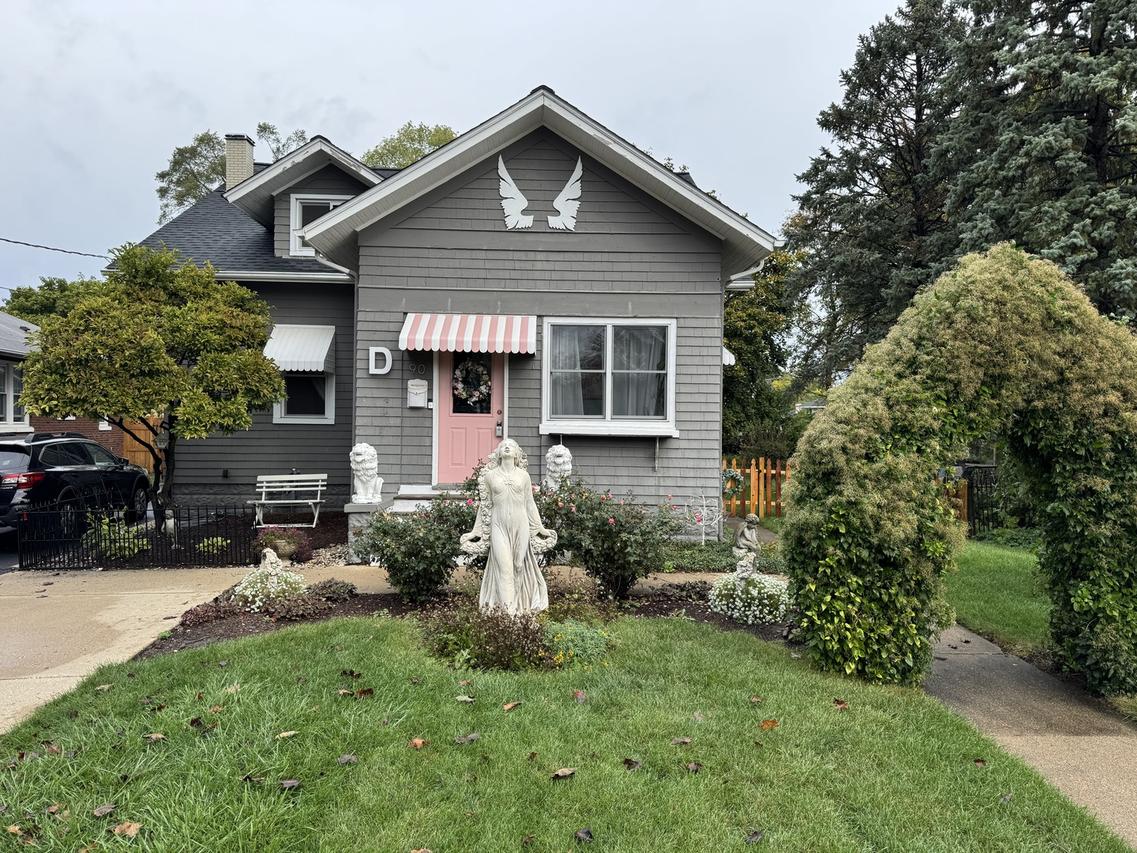 90 W Franklin Ave., Crystal Lake, IL 60014