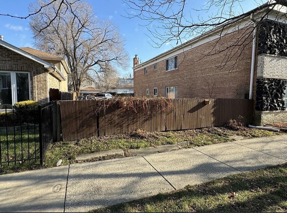 1417 S 49th Ct., Cicero, IL 60804