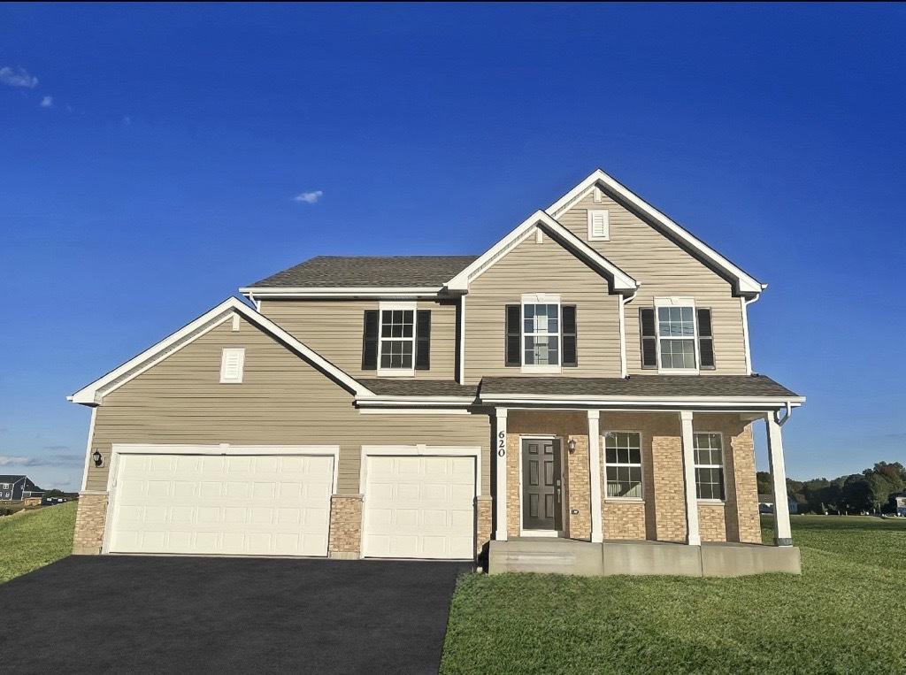 620 N. Sycamore St., Hinckley, IL 60520
