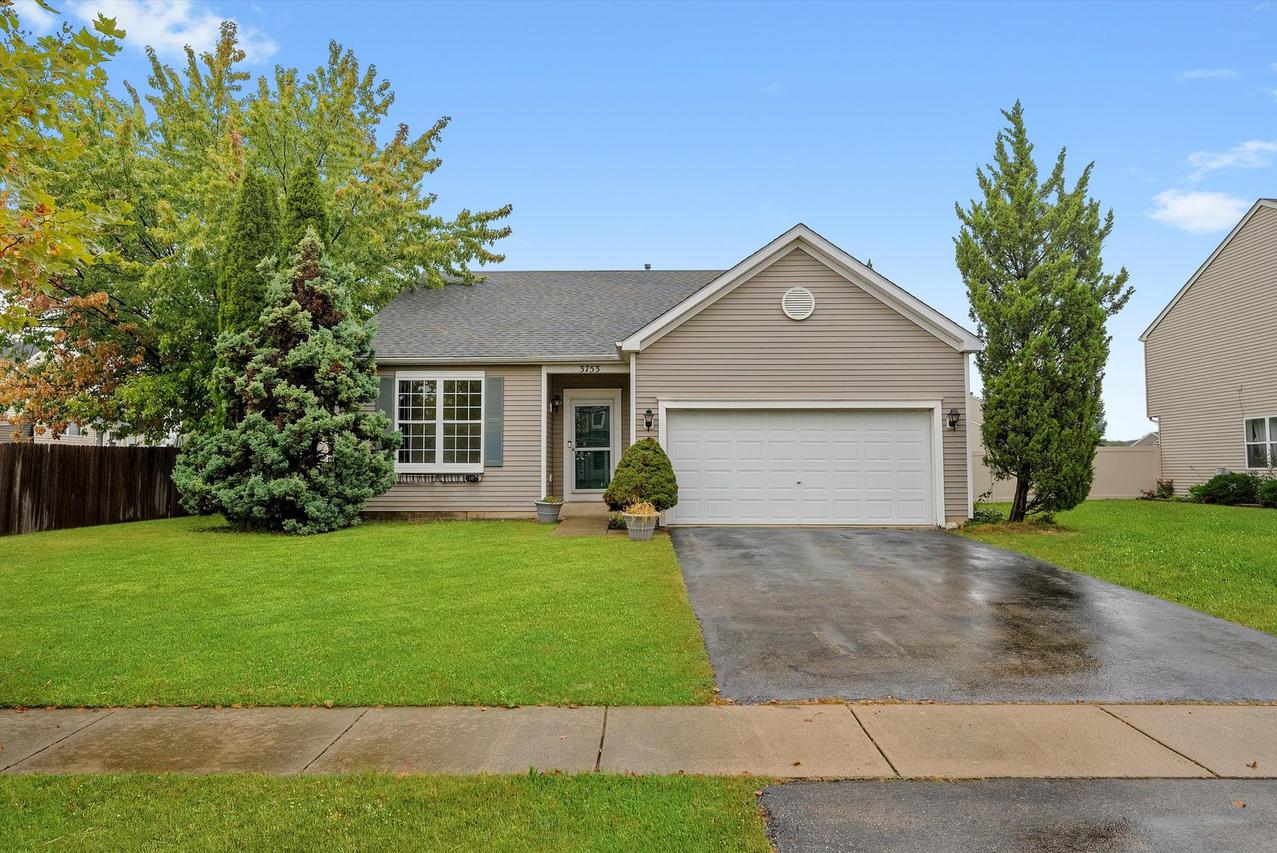 3753 Indian Head Ln., Joliet, IL 60435