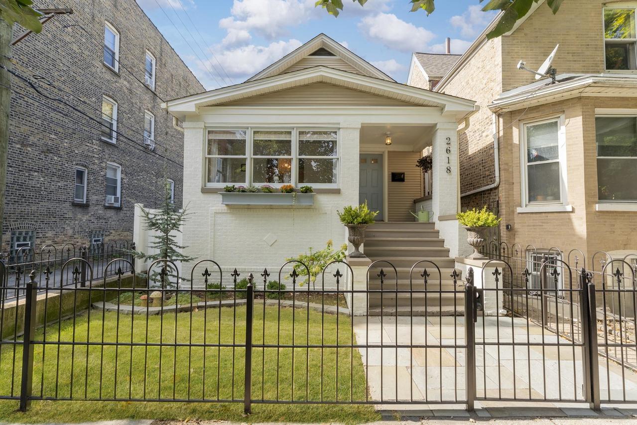 2618 N Sawyer Ave., Chicago, IL 60647
