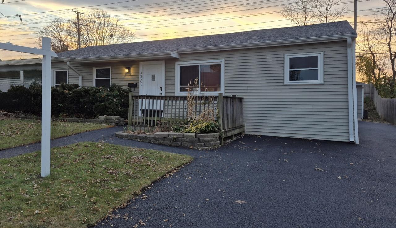 434 Montrose Dr., Romeoville, IL 60446