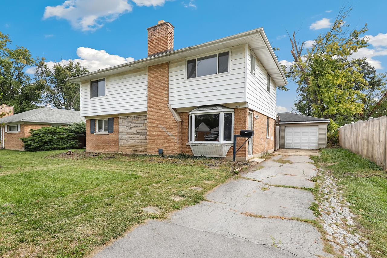337 Nassau St., Park Forest, IL 60466