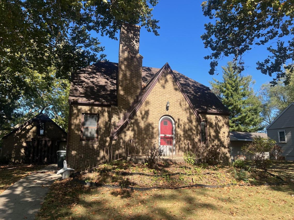 1410 W 3rd St., Sterling, IL 61081