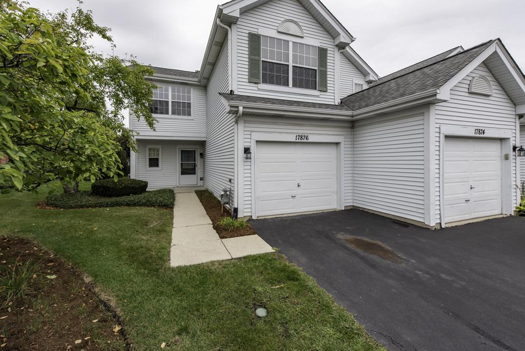 17876 W Braewick Rd., Gurnee, IL 60031