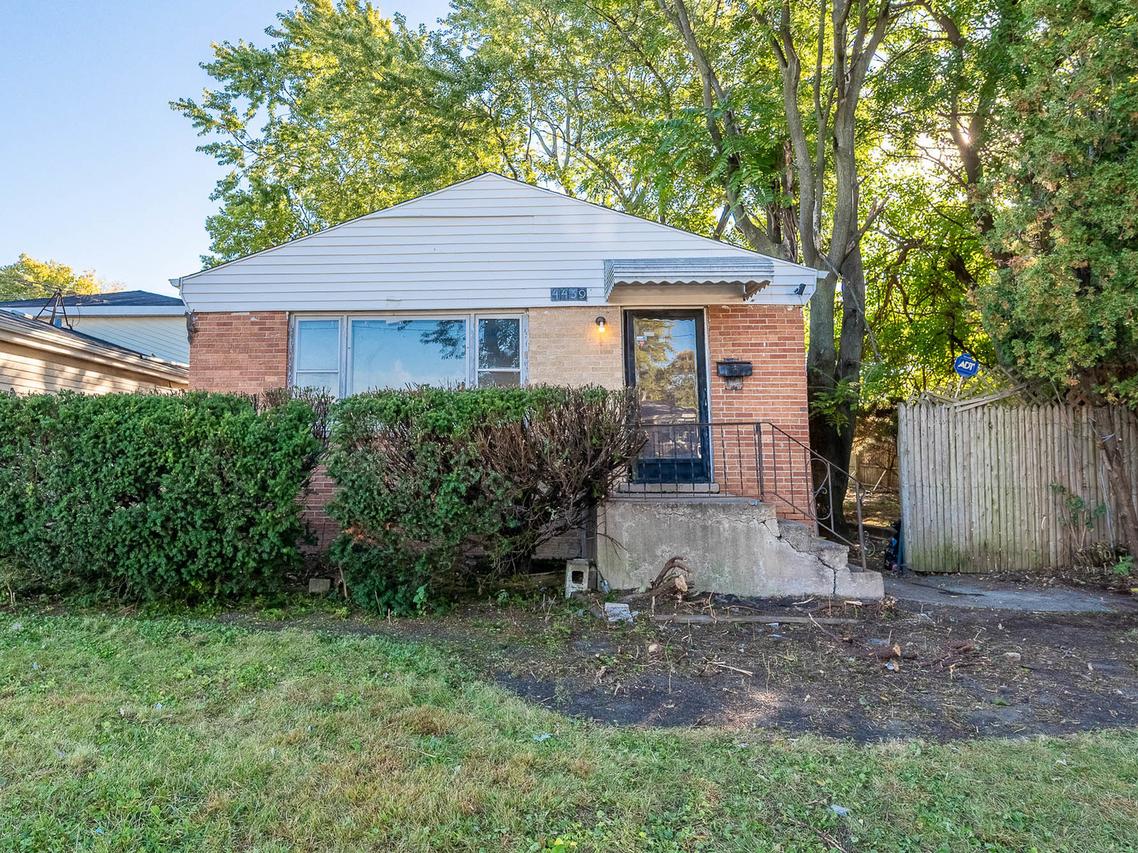 4439 S Lawler Ave., Chicago, IL 60638